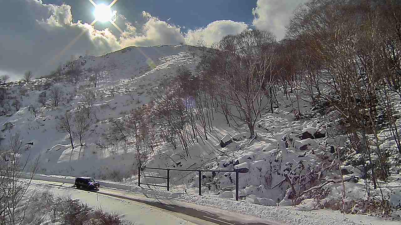 車山雪崩監視カメラシステム